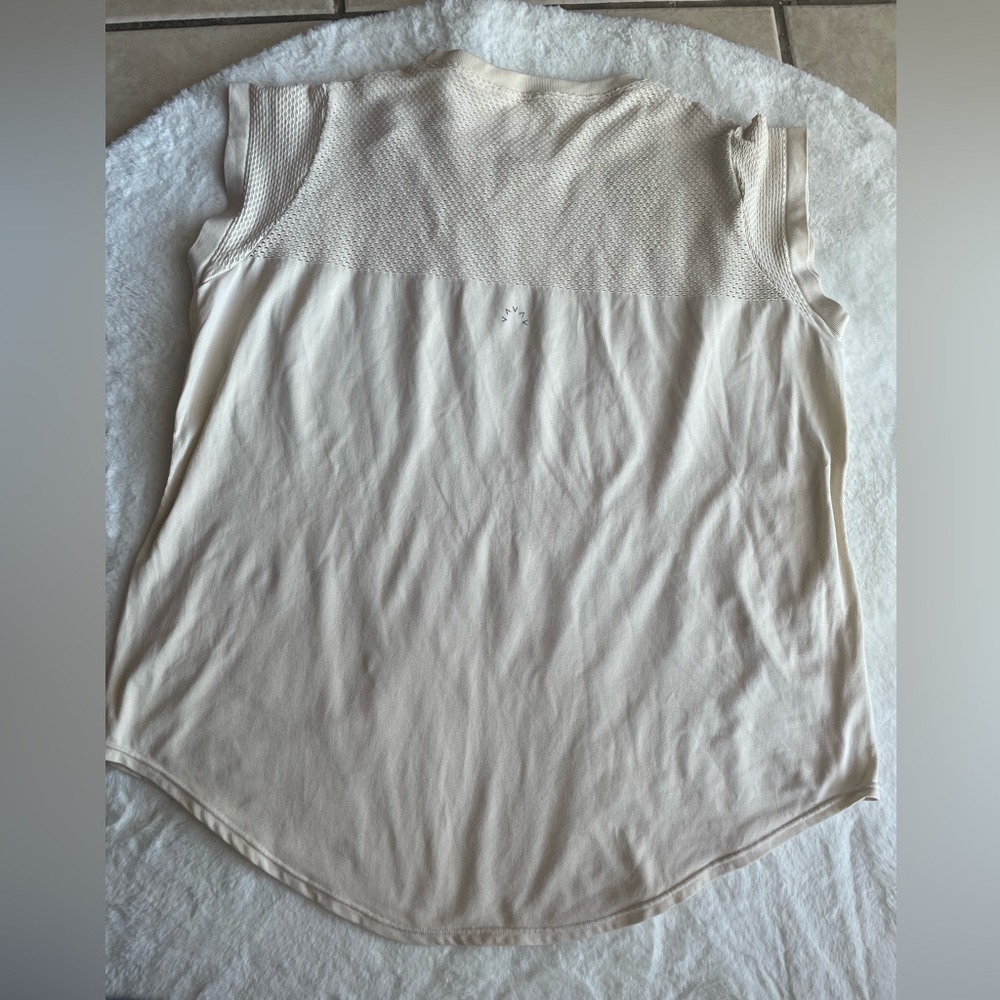 Varley Cream Tee Top Casual Style